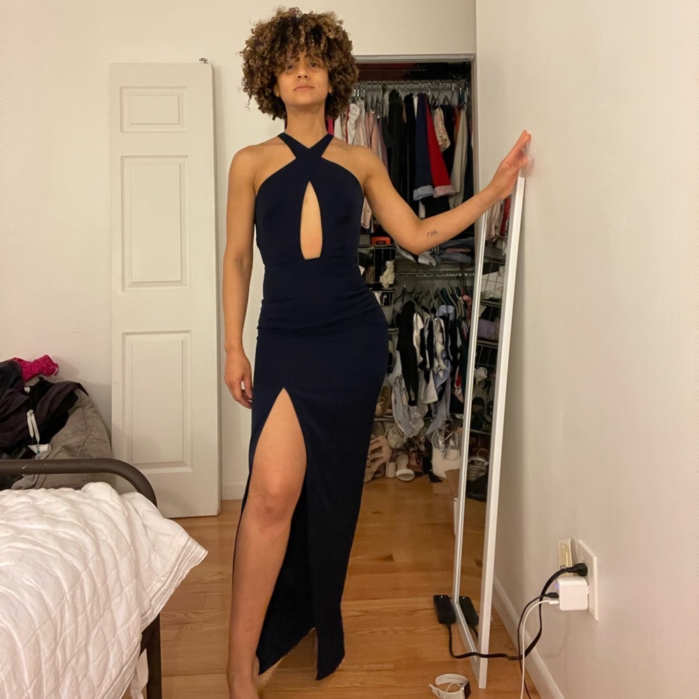 Yaura high neck halter maxi dress in navy. Size US 2 (S)